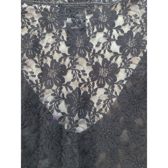 Wet Seal Gray Lace Back Tee Size S Purple Floral V-Neck Stretch Casual Top - Picture 4 of 7